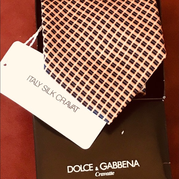 GIFTABLE🎁DOLCE & GABBENA SILK CREVAT (TIE) NEW IN BOX WITH TAGS RETAIL $700. - Picture 5 of 16